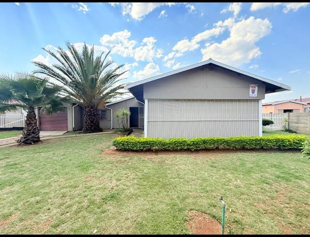 3 BEDROOM HOUSE FOR SALE IN VANDERBIJLPARK SE 1